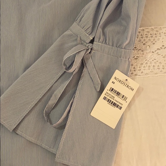 something navy button down - Picture 7 of 9